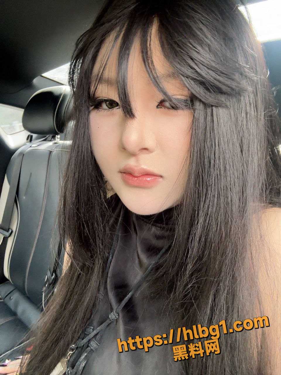 960X1280