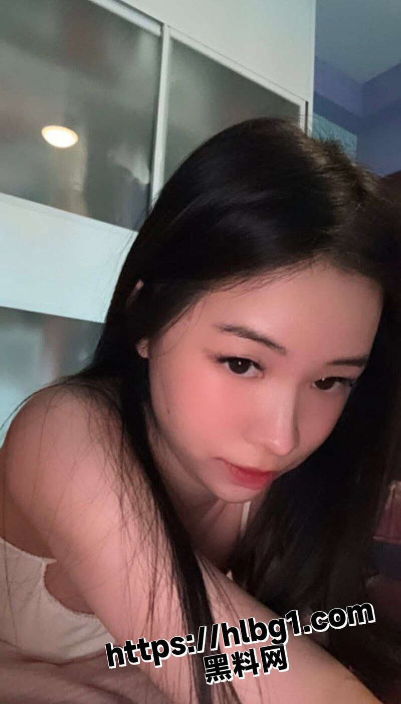 800X1403