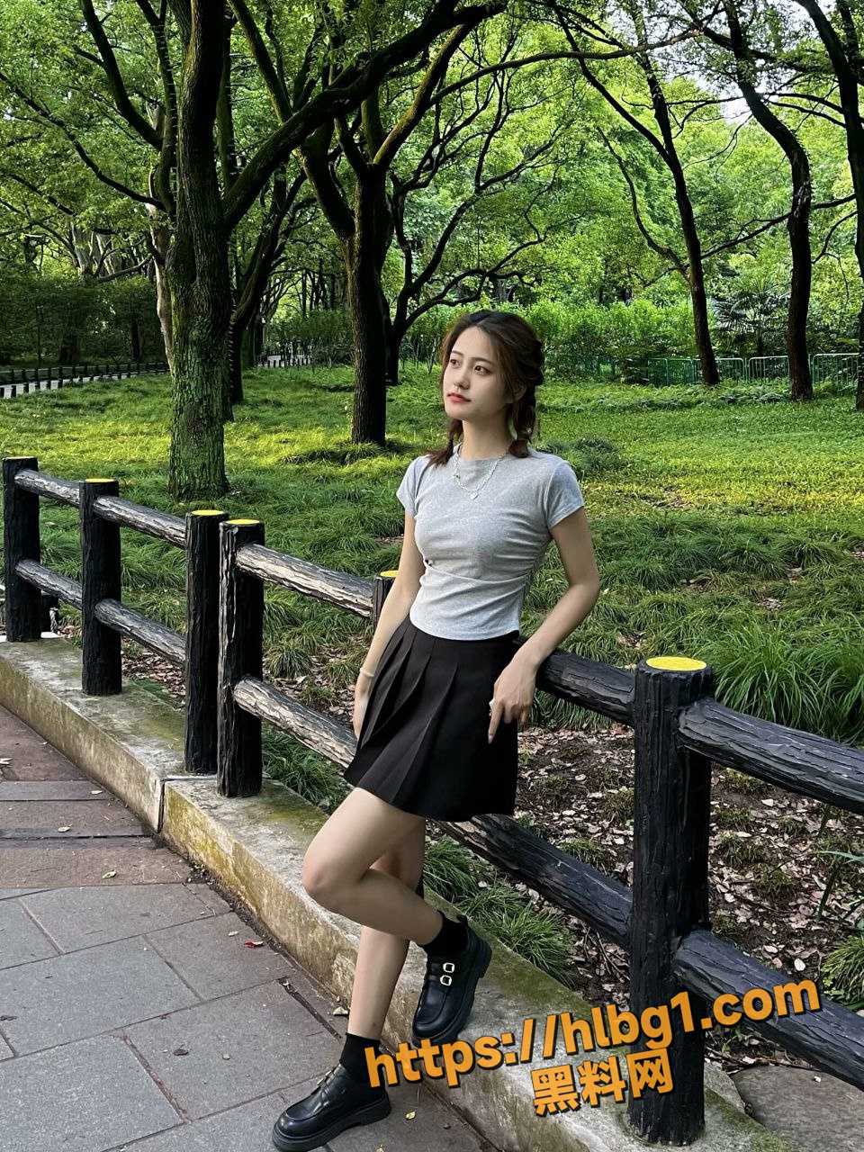 960X1280