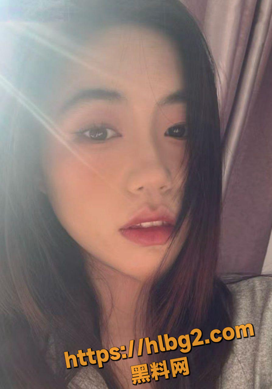 894X1280