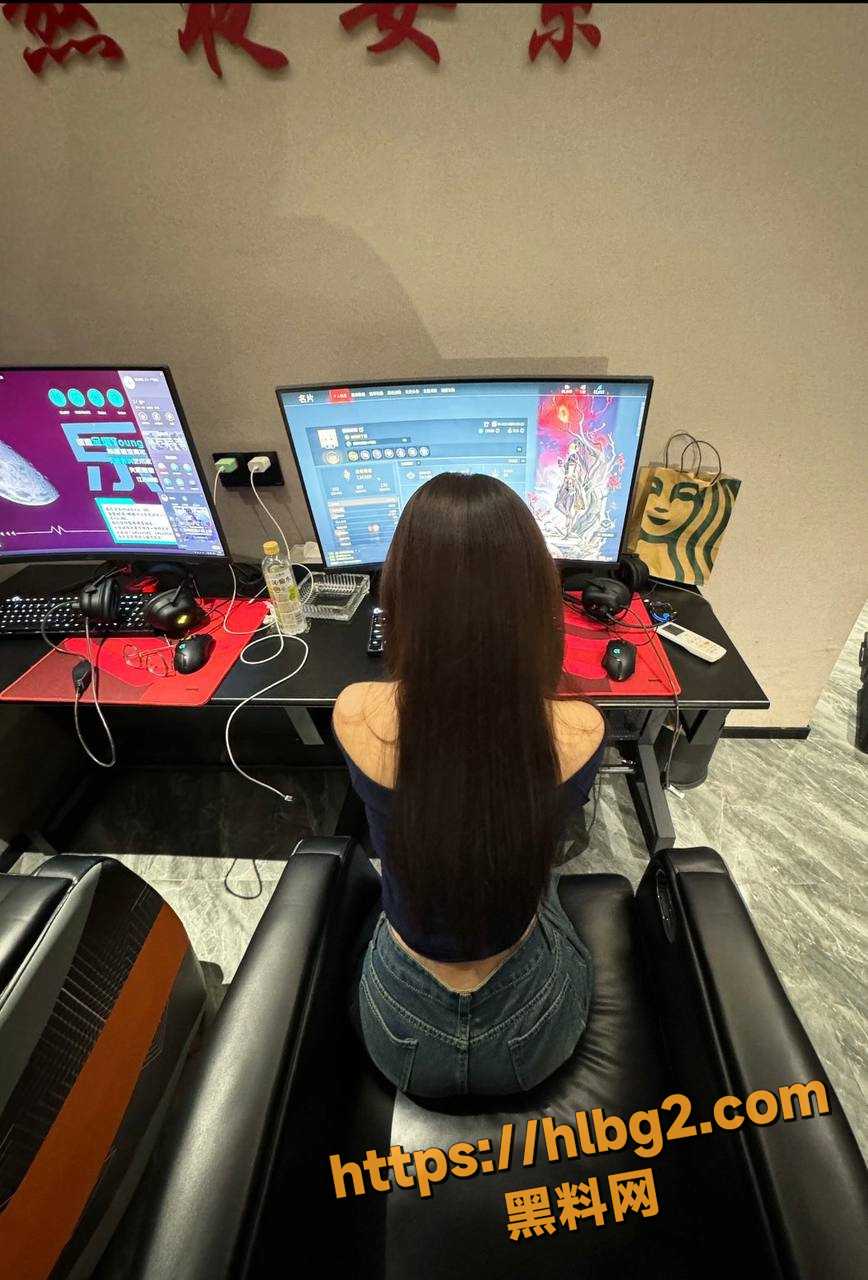 868X1280