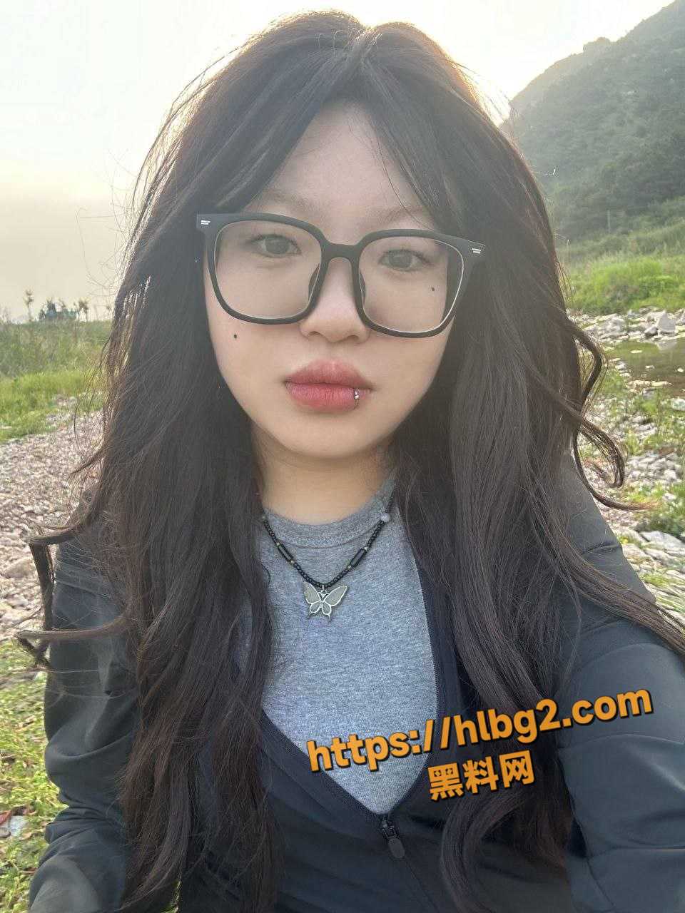 960X1280