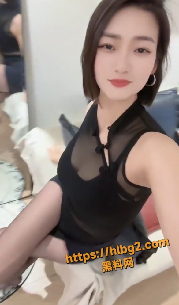 585X995