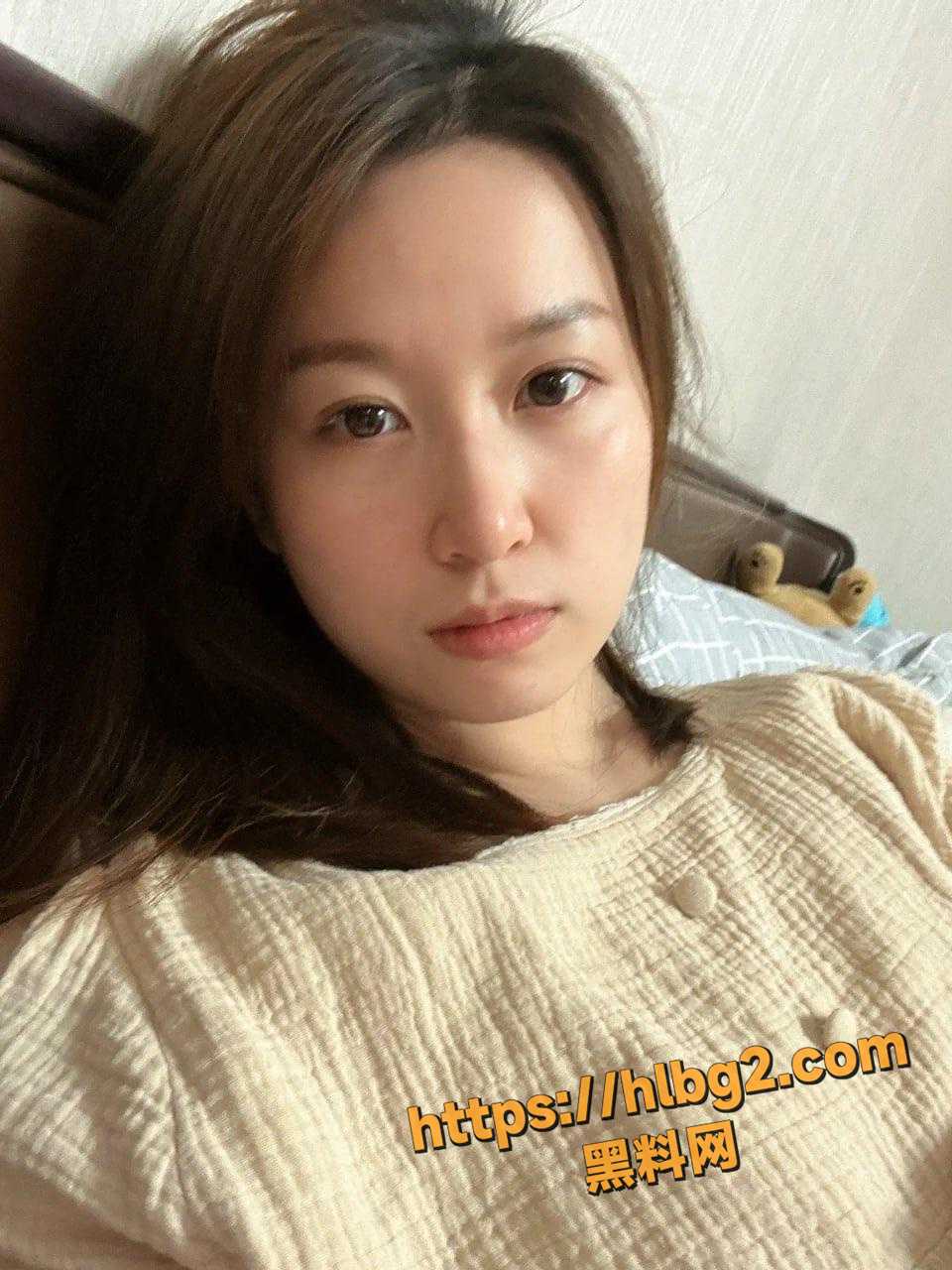 960X1280