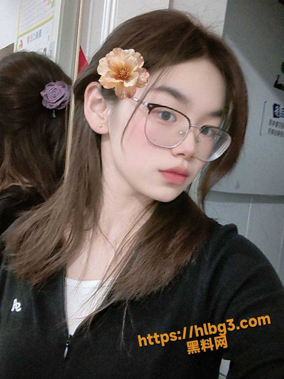 960X1280