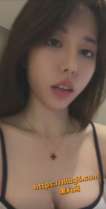 422X830