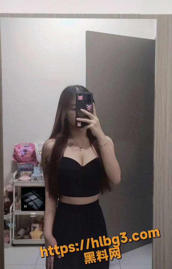 576X900