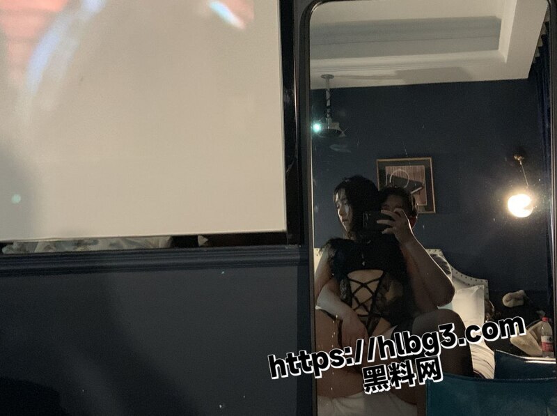 800X597