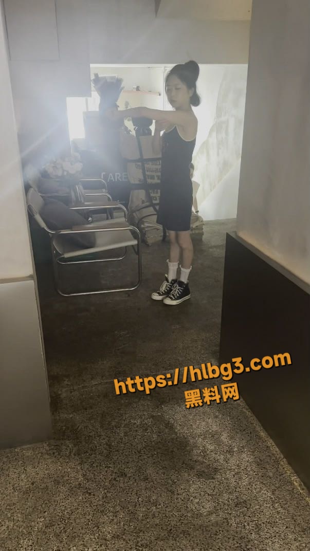 603X1072
