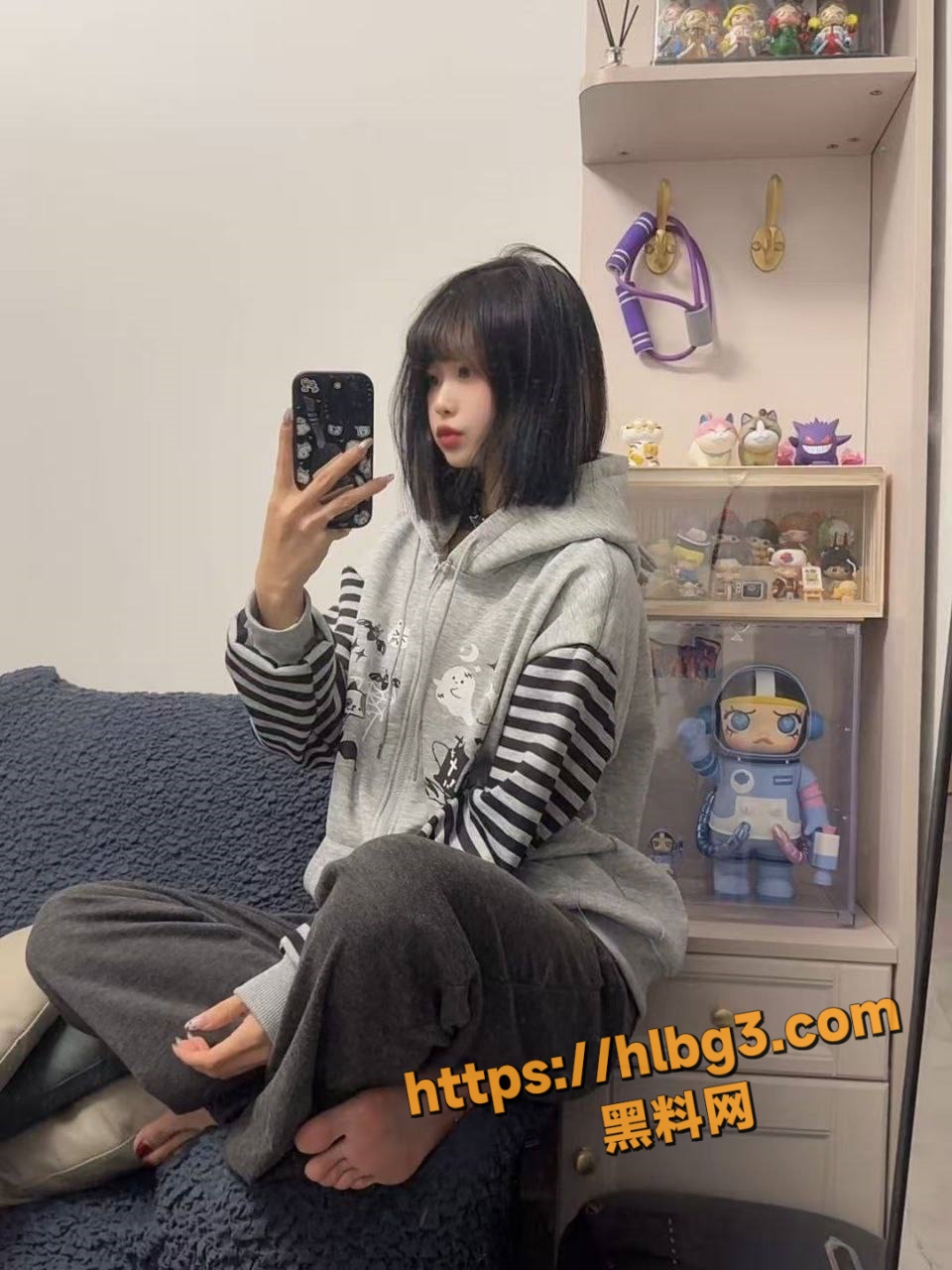 960X1280