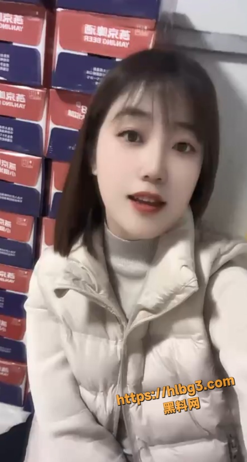 493X922