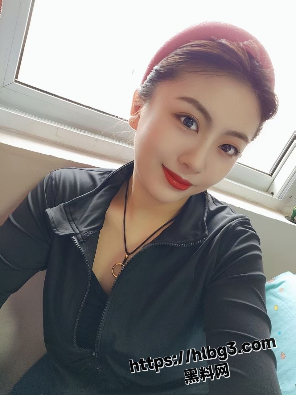 960X1280