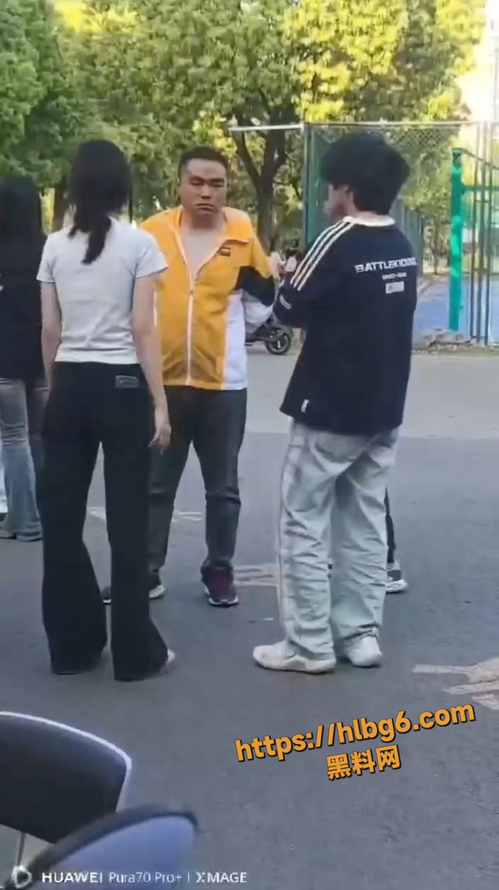 718X1280
