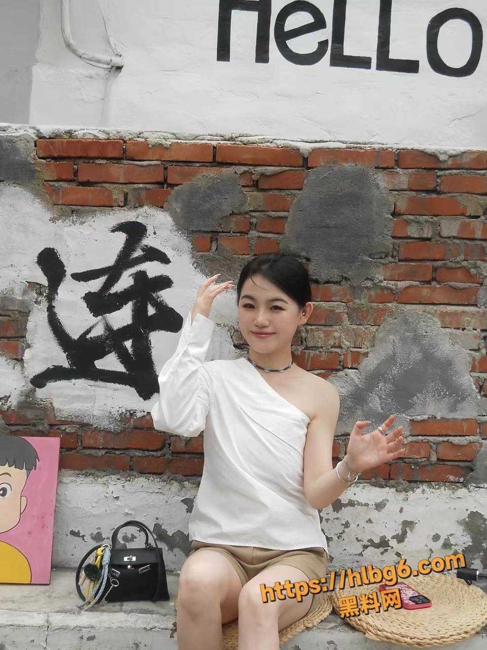 960X1280