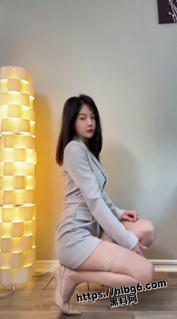 713X1280