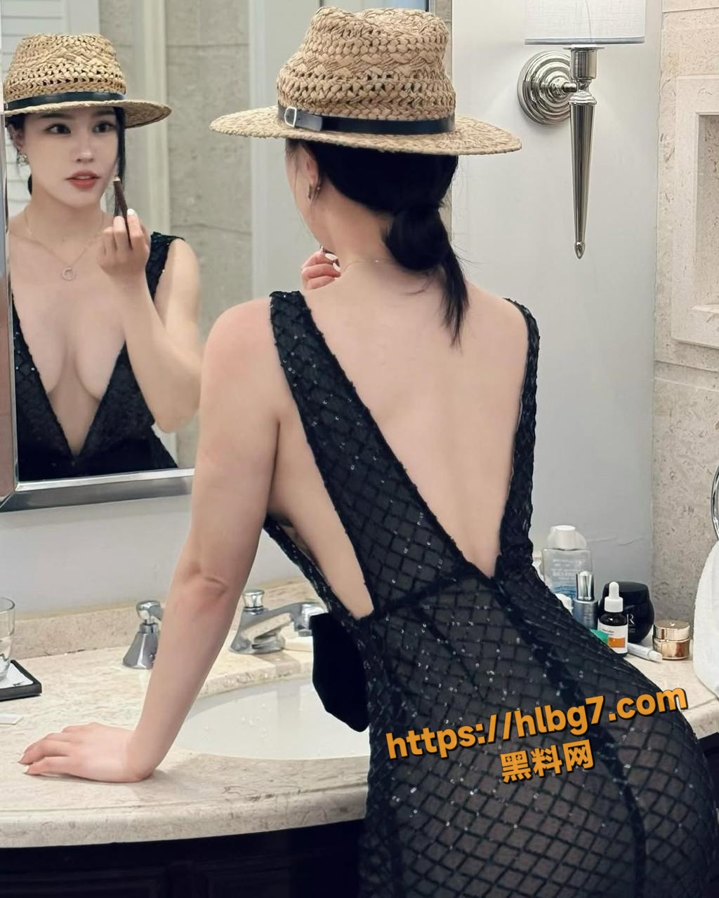 1024X1280