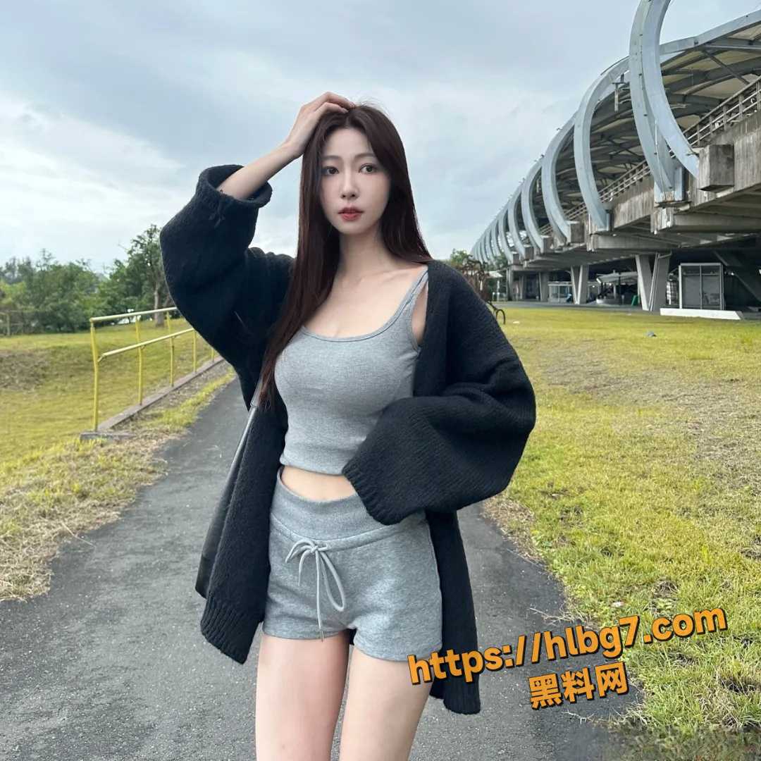 1080X1080