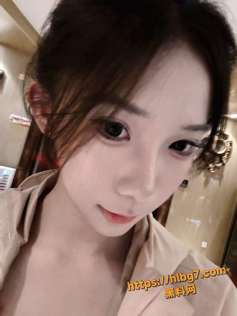 960X1280