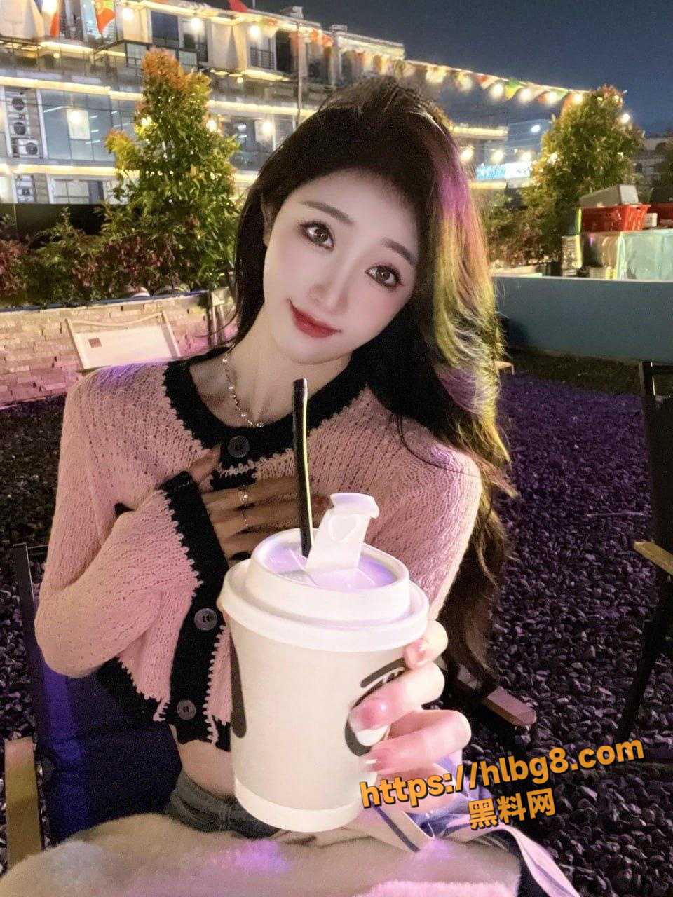 960X1280
