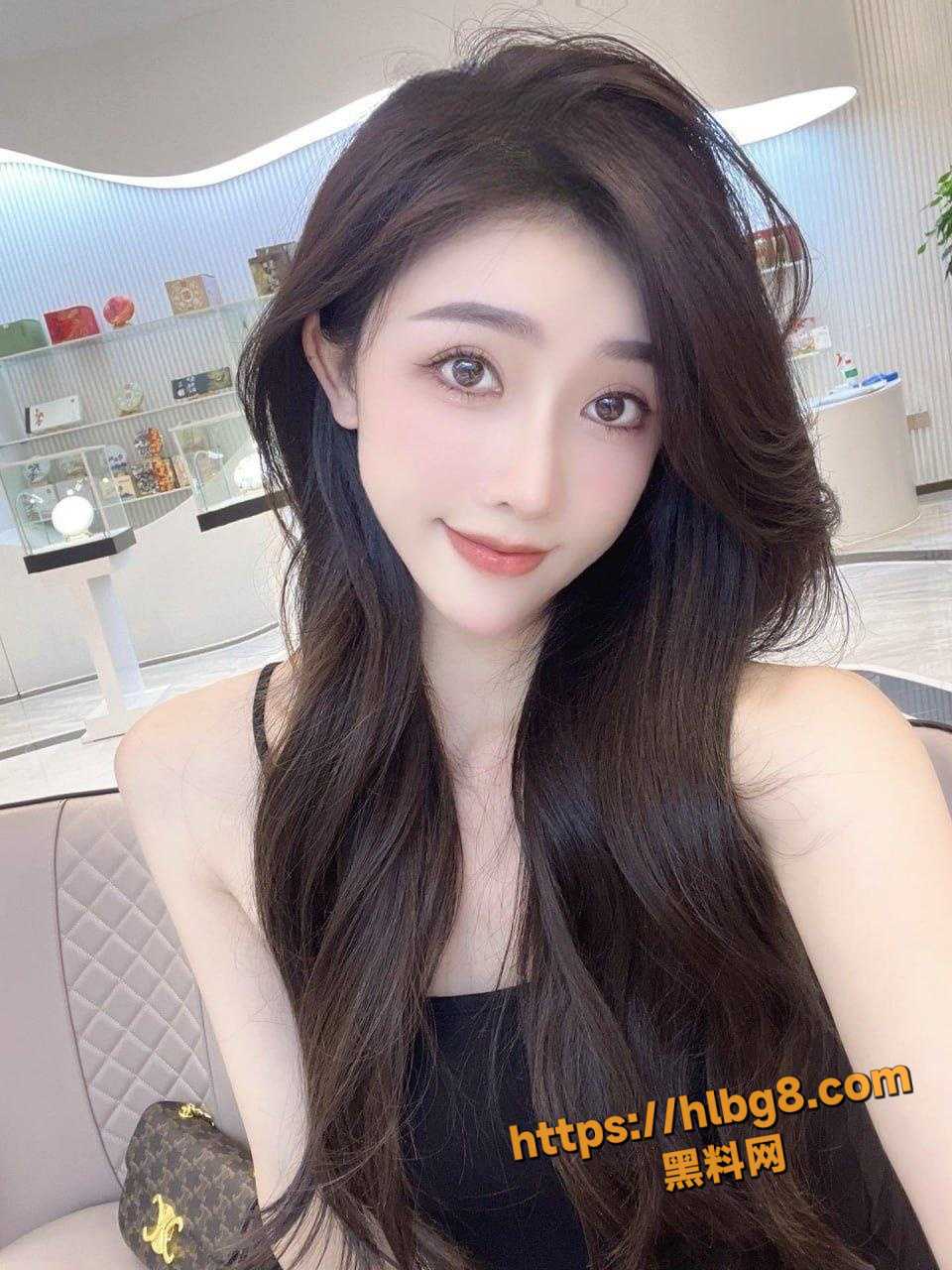 960X1280