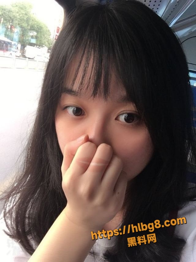 640X853