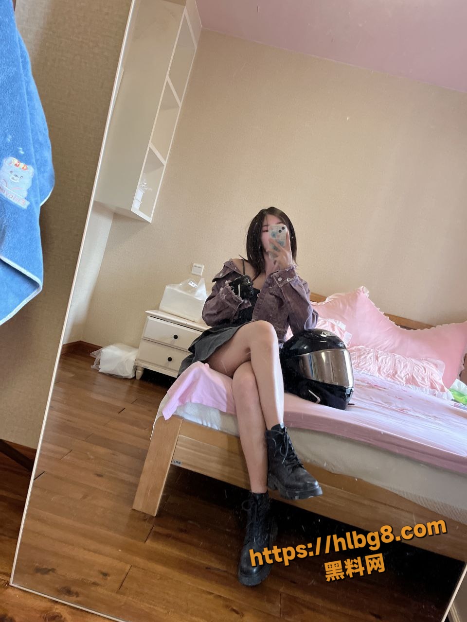 960X1280