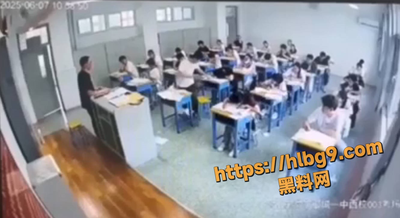 1332X726