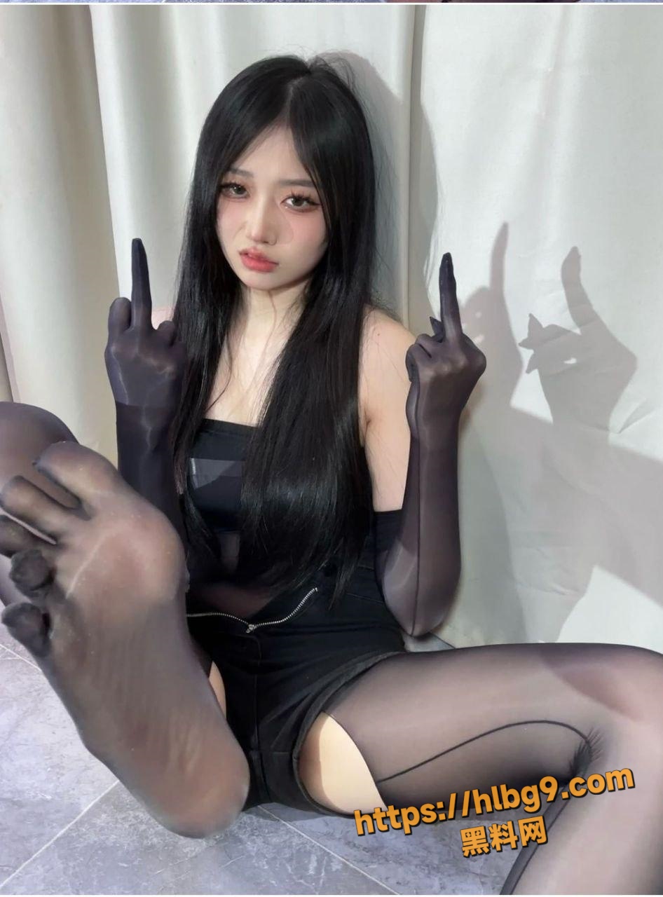 946X1280