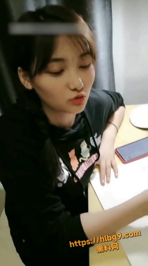 513X920