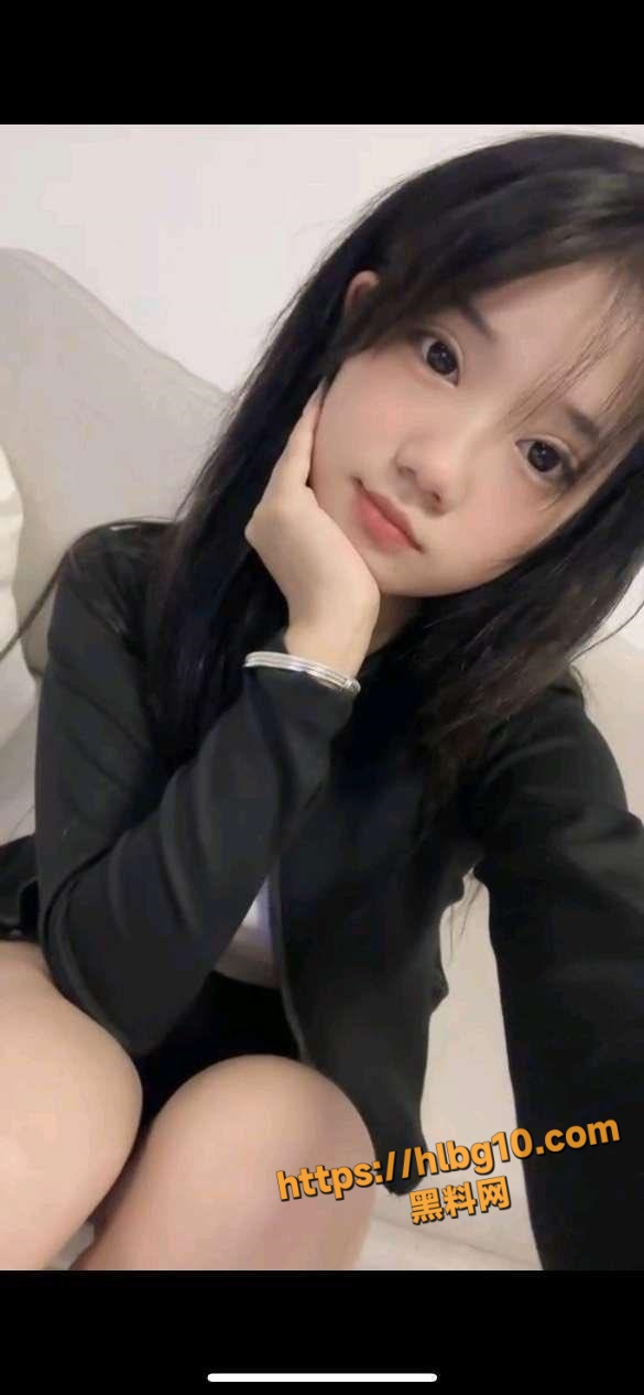 585X1266