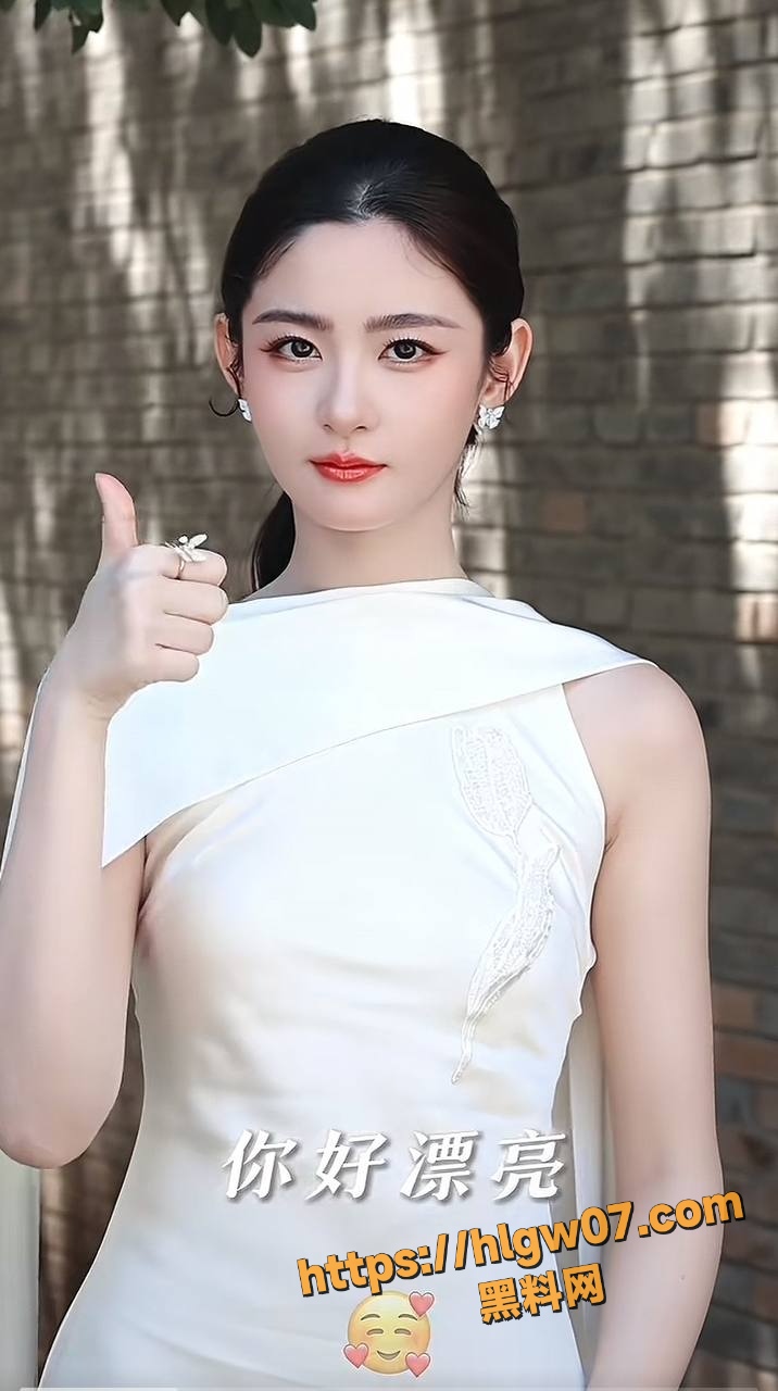 716X1280