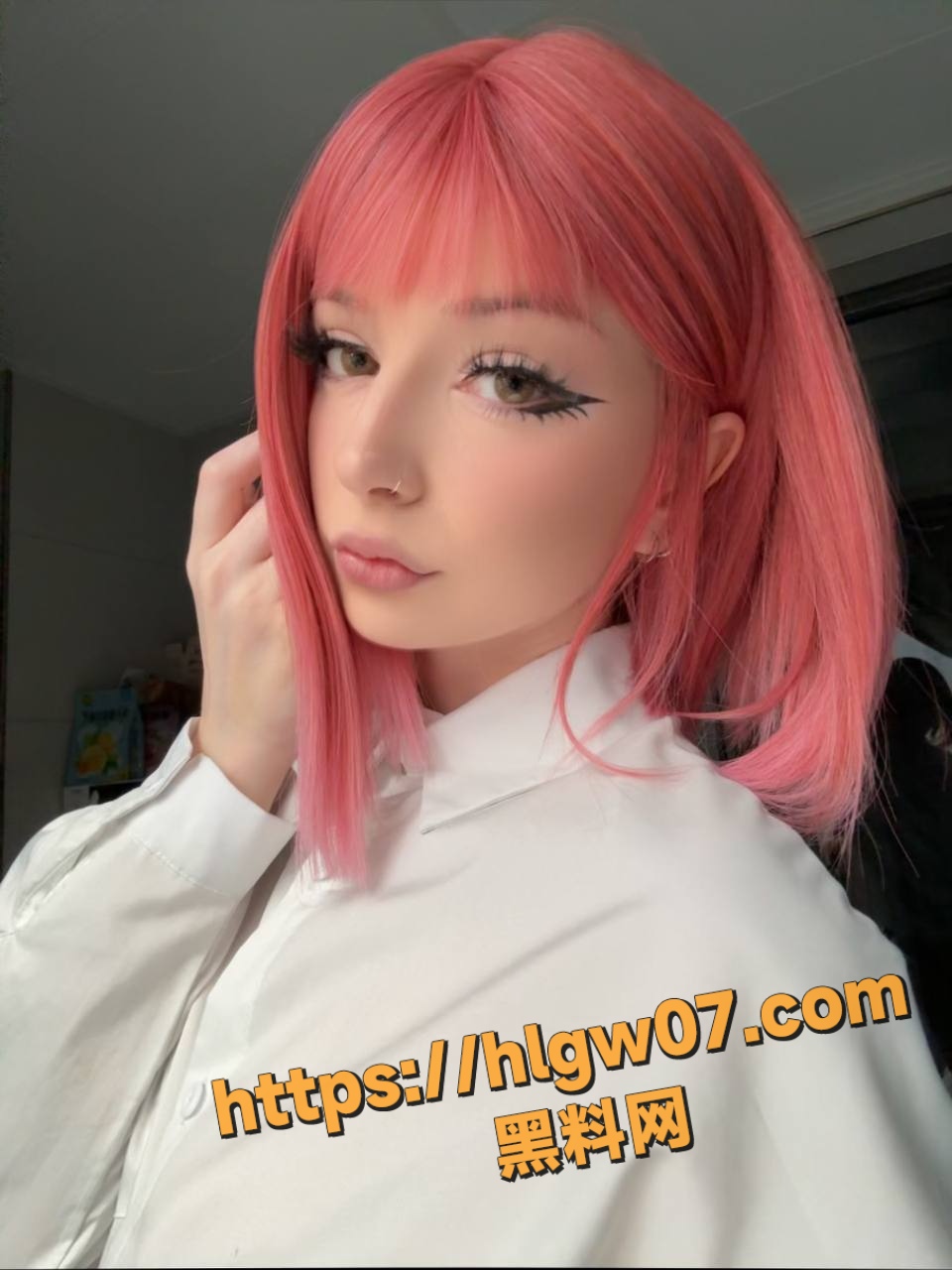 960X1280
