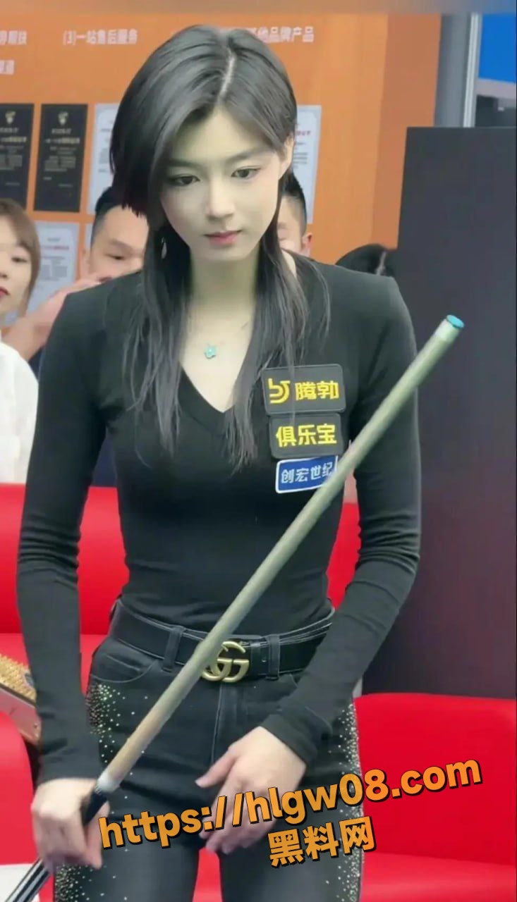 733X1280
