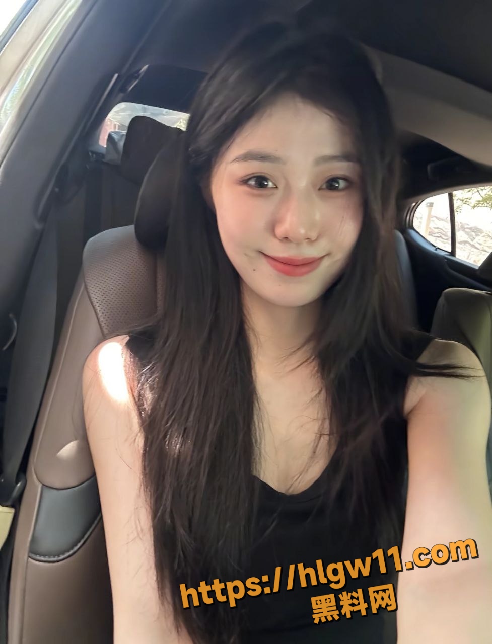 977X1280