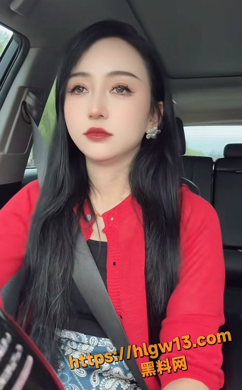 796X1280