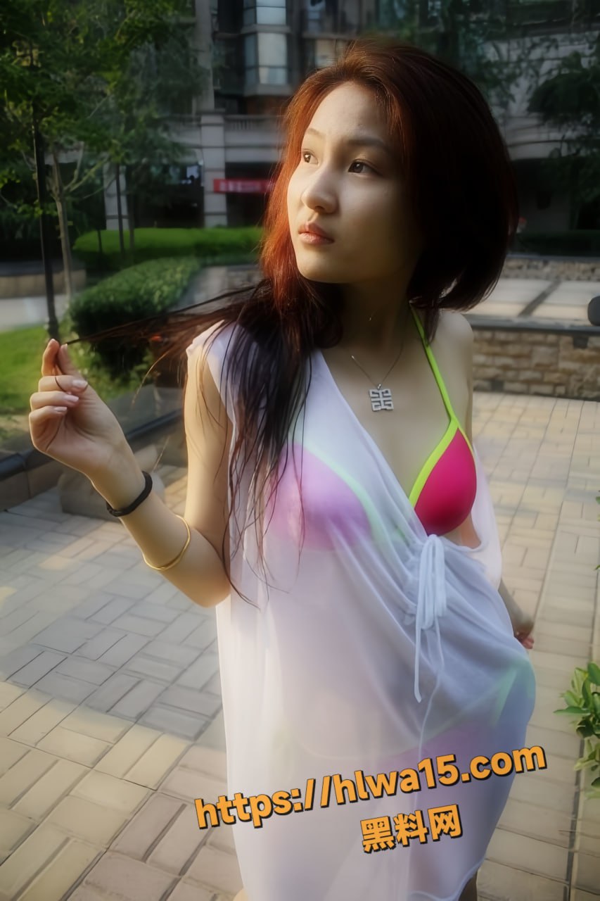 853X1280