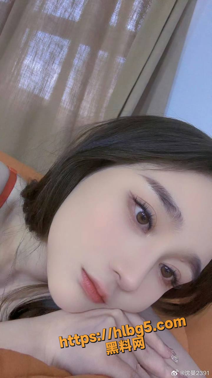 713