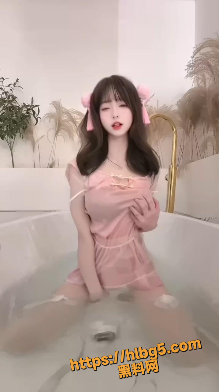 701