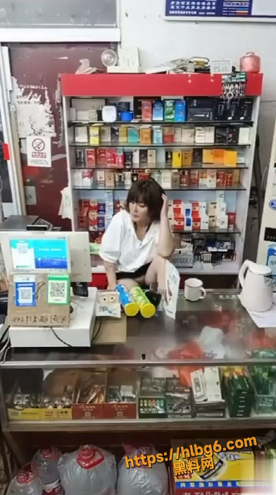 605