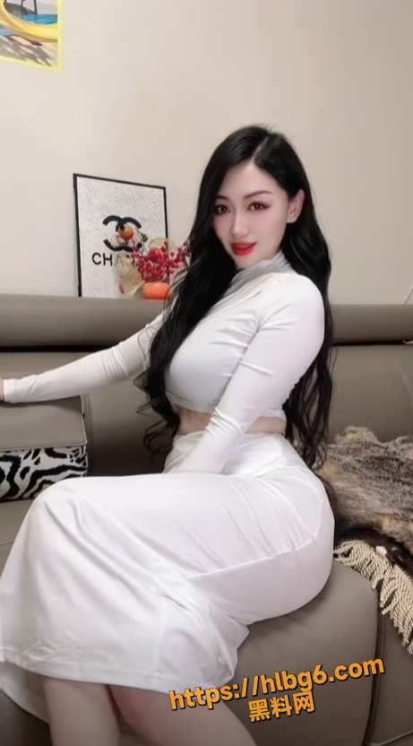 907