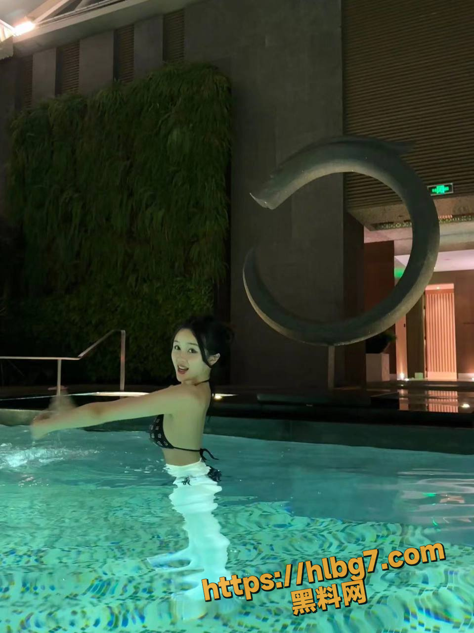 612