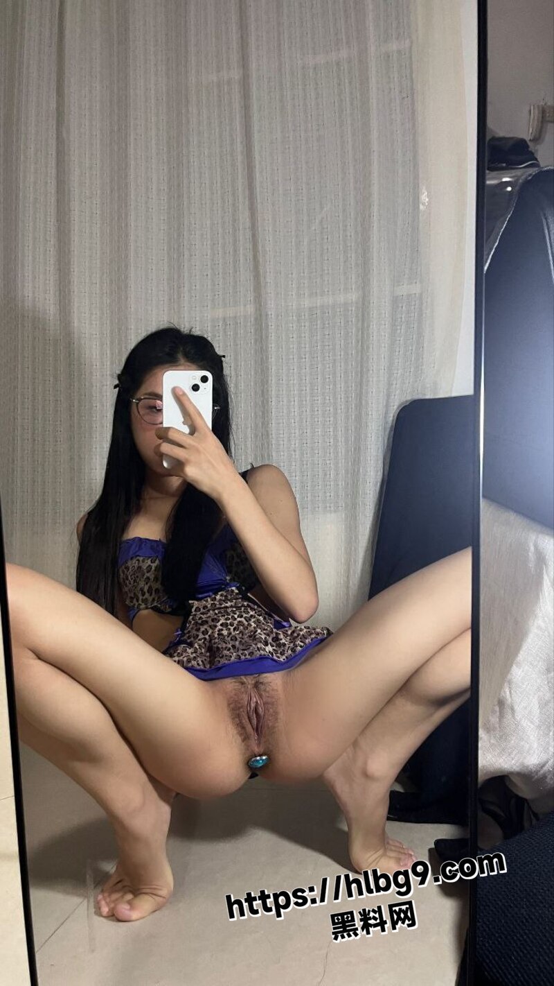 711