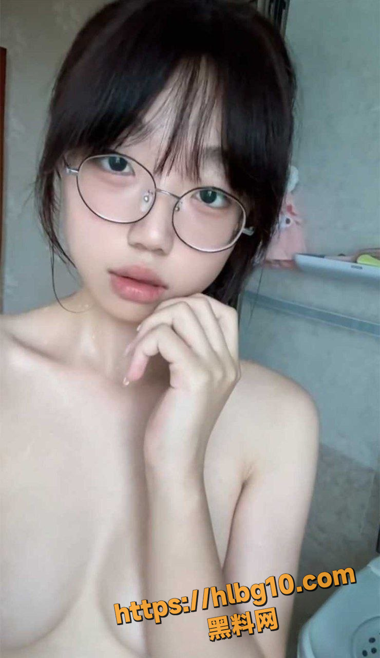 711