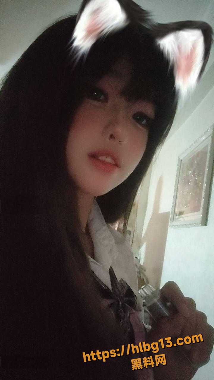1101