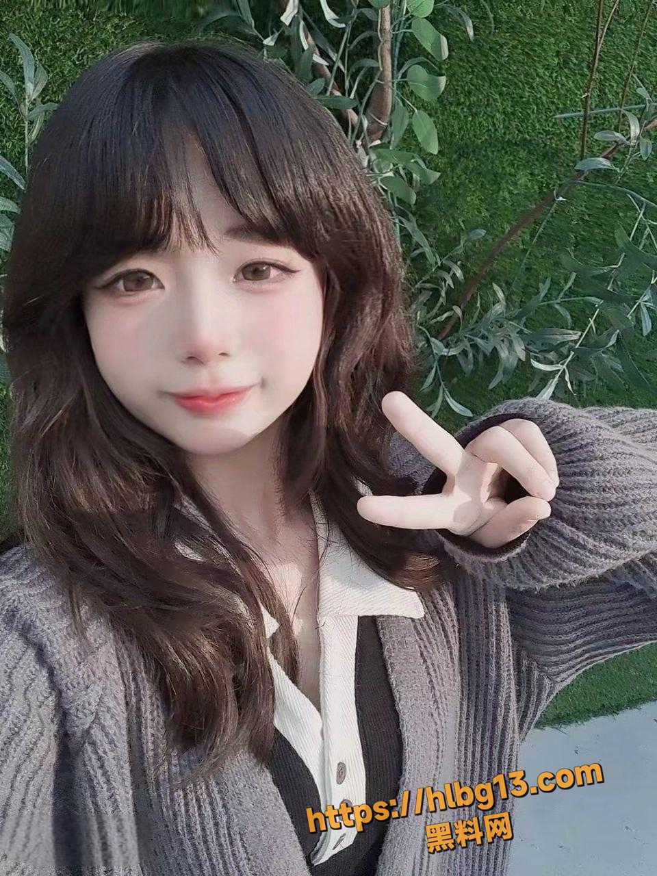 302