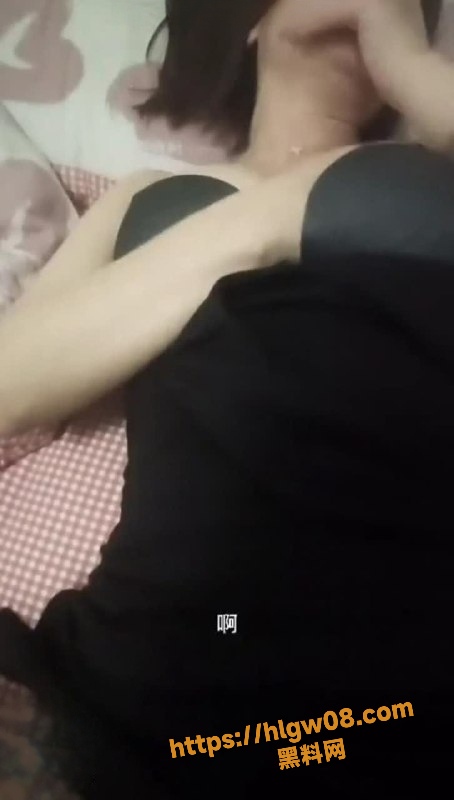 18.3