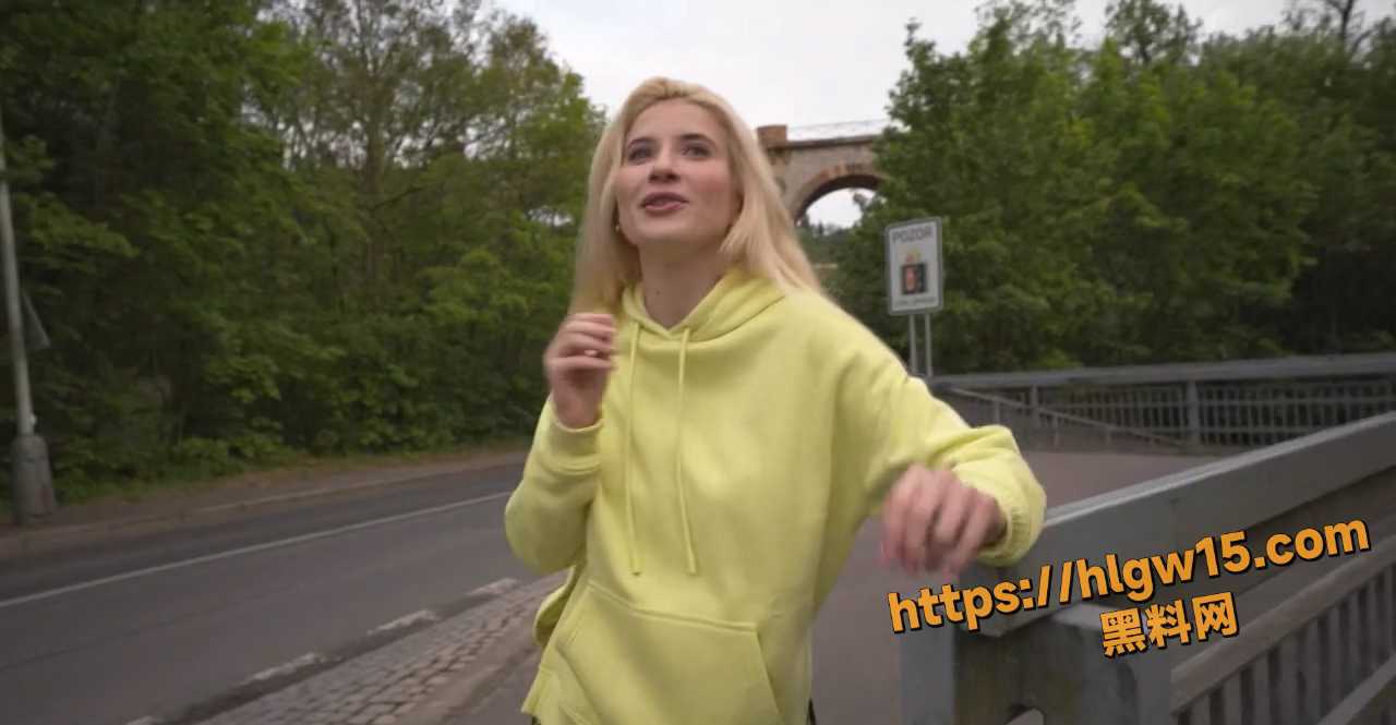 [pornhubdownloader.io]_720P_4000K_467873065.mp4_20250915_160539.523.jpg