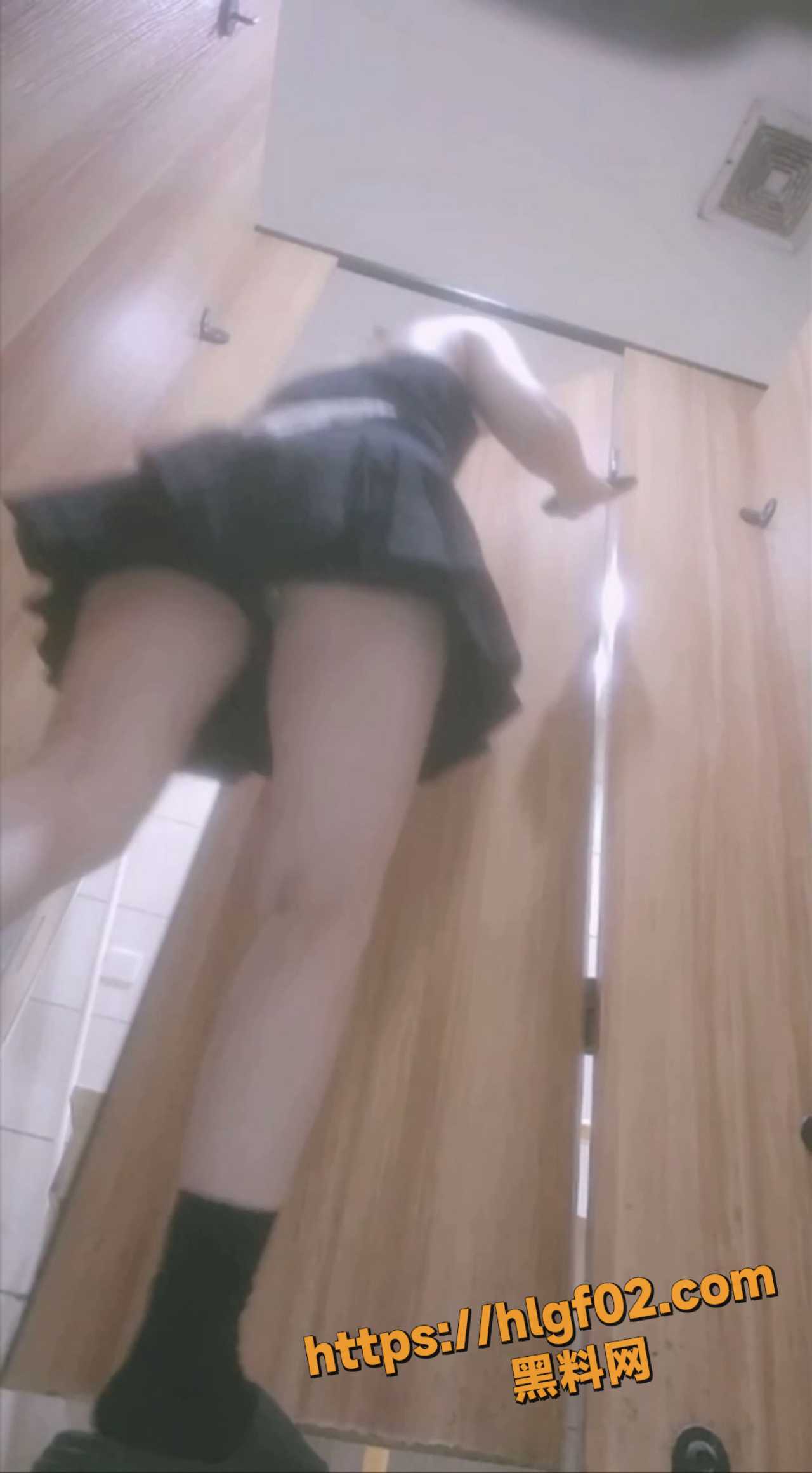 1 6