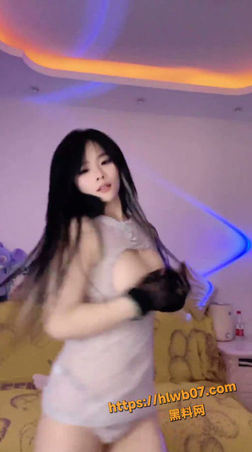 QQ20251118120451