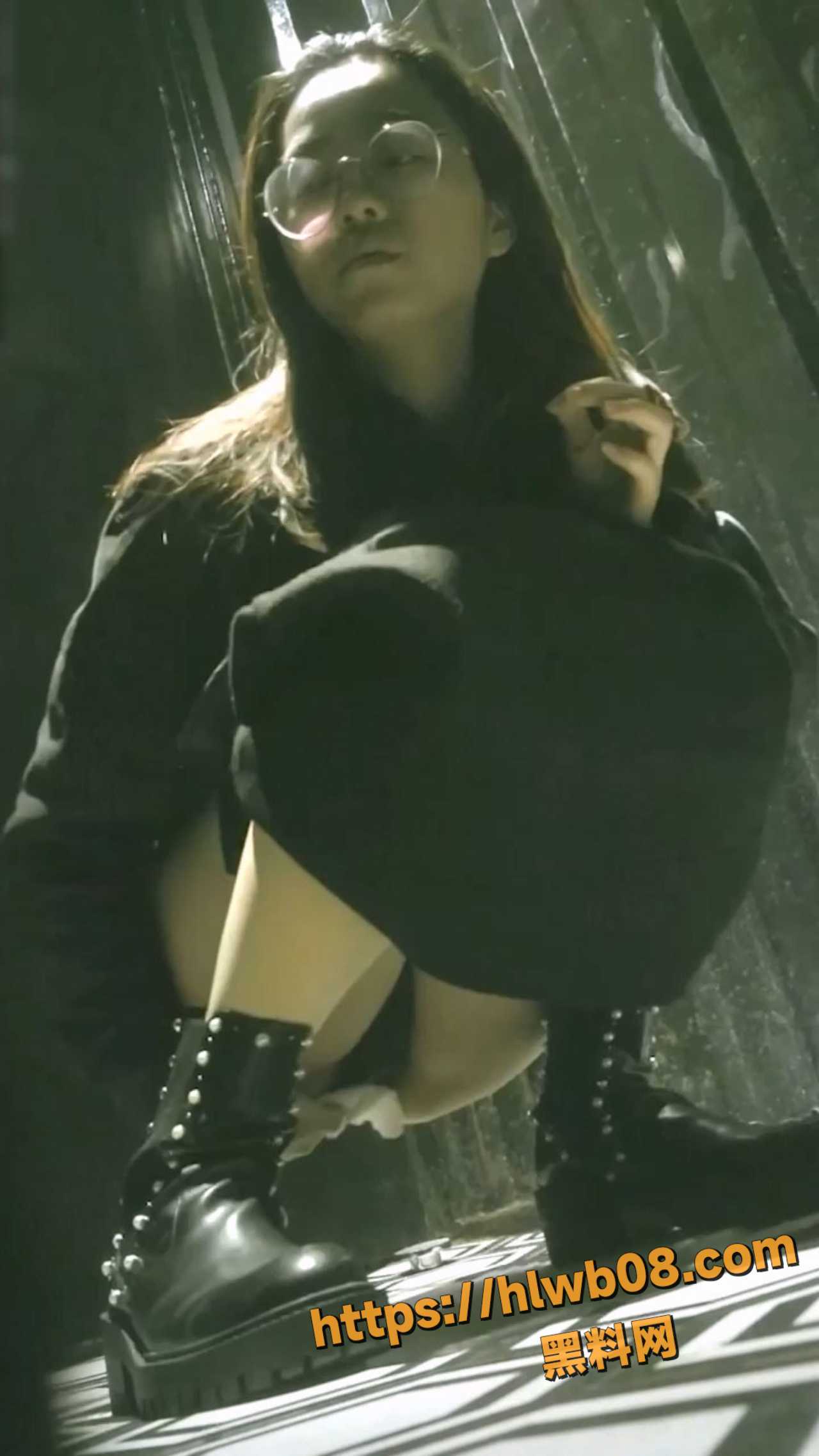 1 6